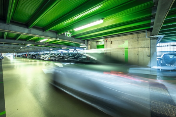 Des parkings silos pour des rues plus sûres et des villes plus vertes